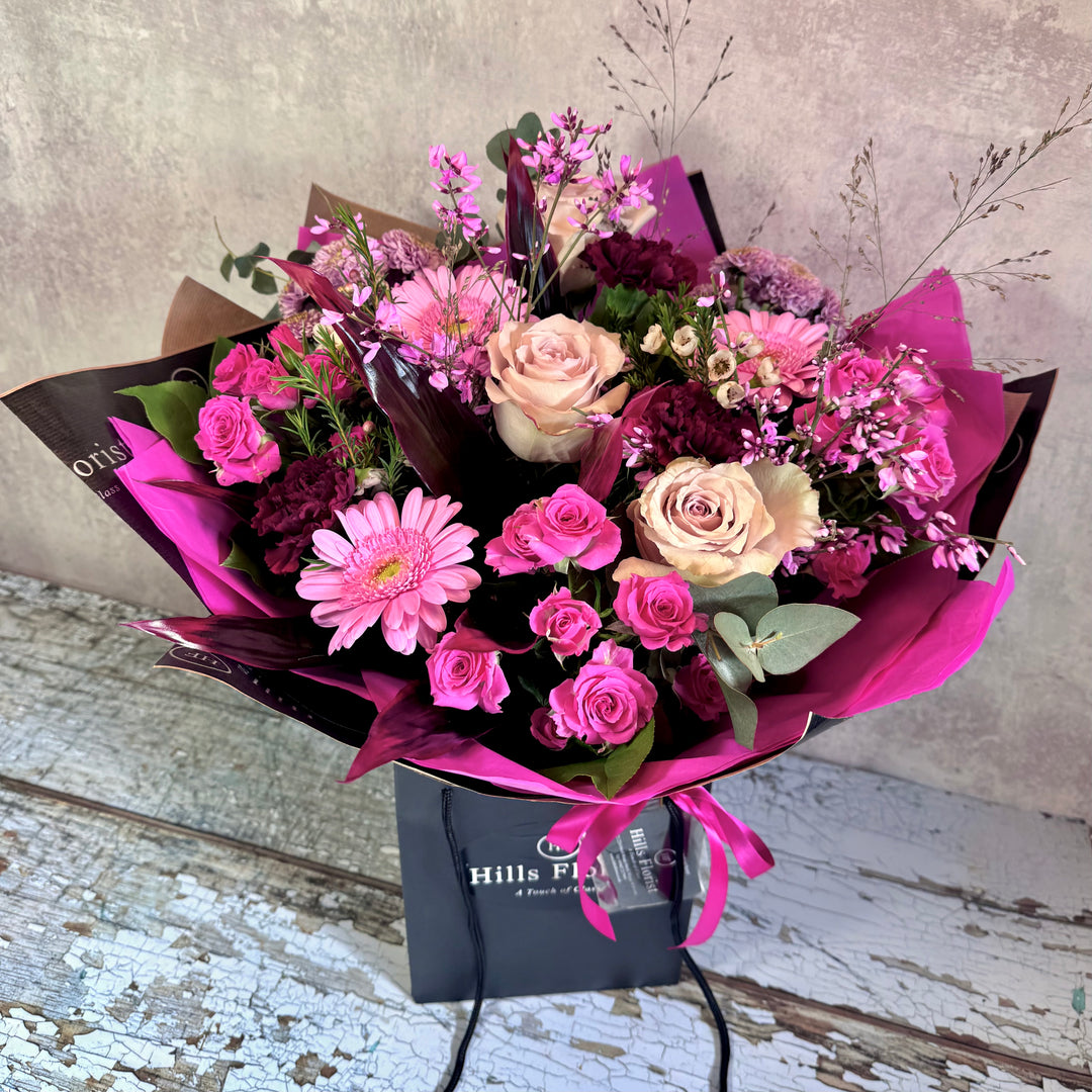 Gin Fizz Hand tied