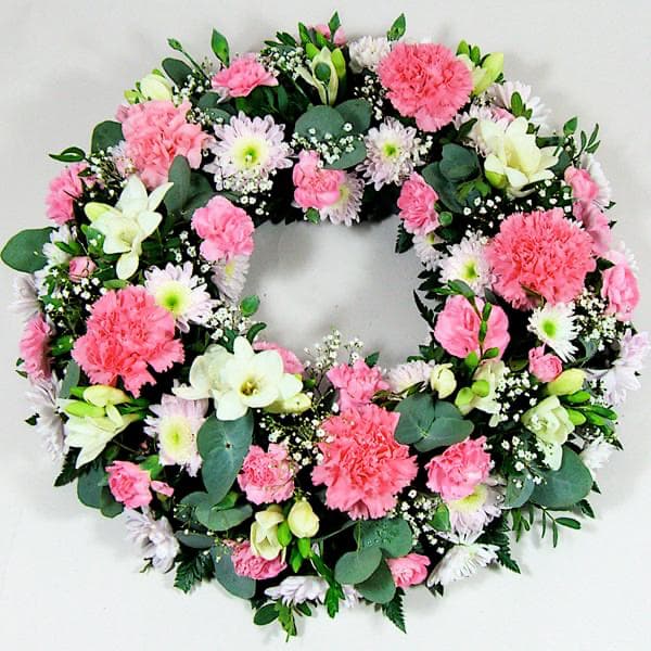 Pink & White Classic Wreath